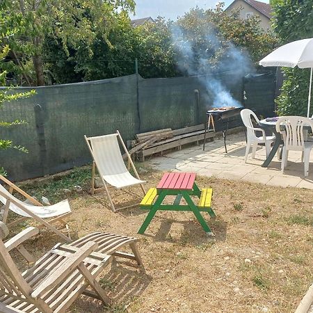 Plaisir Des Pres - Appartement T3, Jardin, Parking Chaponost Esterno foto
